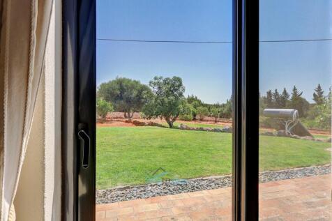 patio doors to garden