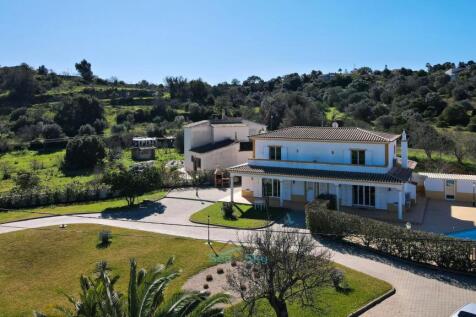 terrace off upper level bedrooms