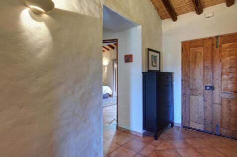 entrance hall leading to master bedroom