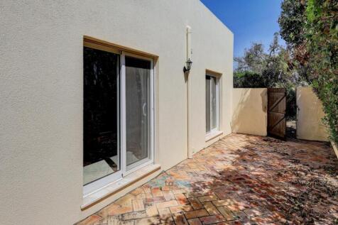 study &amp; bedroom to side terrace