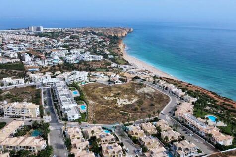 just a 5 min walk from the beach