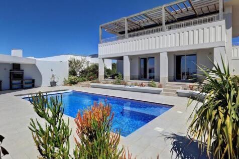 fantastic entertainment area