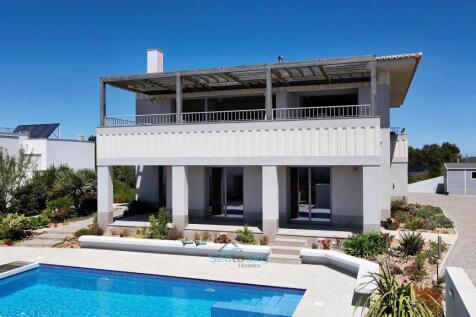 stunning luxury home