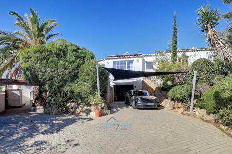 carport, sail shade and garage