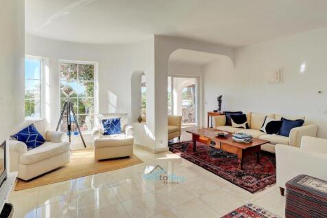 patio doors to covered terrace