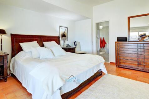 master bedroom with door to ensuite