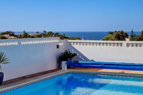 sea view from the pool area