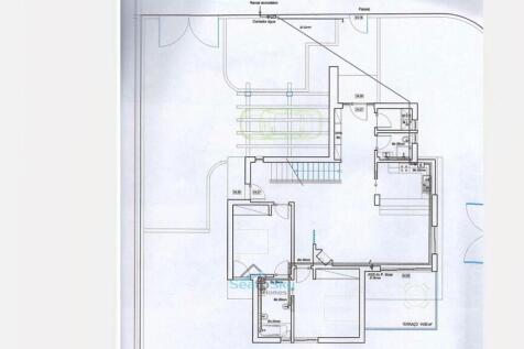 ground floor living plus 2 bedrooms