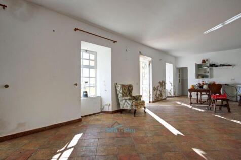 second building - upstairs studio apartment