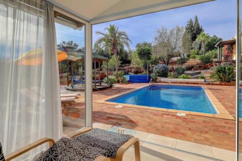 overlooking the swimming pool area