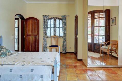 bedroom 3 with space for a large wardrobe