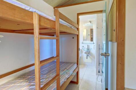 bunk beds through to bathroom