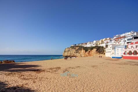carvoeiro beach