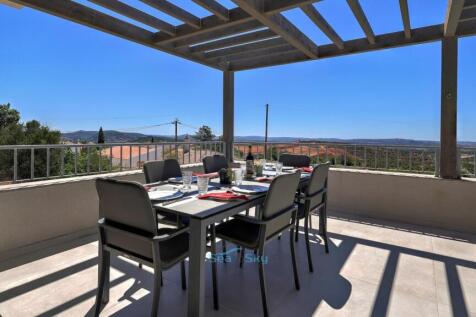 perfect for al-fresco dining