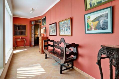 hallway to ground floor bedroom