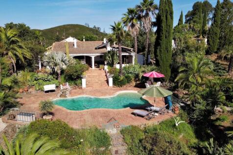 characterful farmhouse