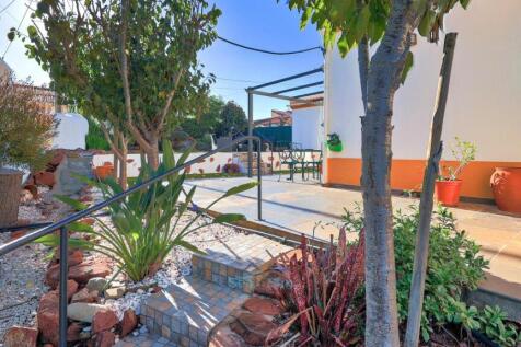 patio doors to garden