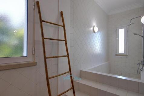 turkish bath (with own shower and wc)