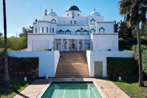 magnificent rear of property