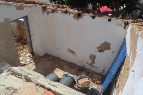 looking down into the annex