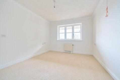 Master Bedroom (2)