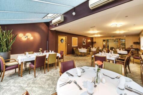 Owners Dining
