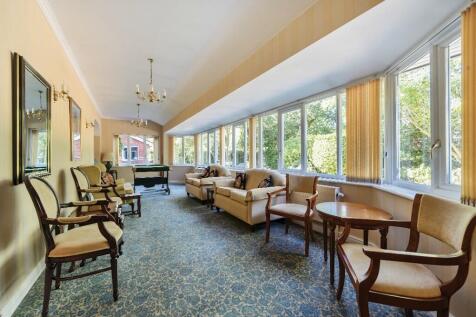 Owners Lounge