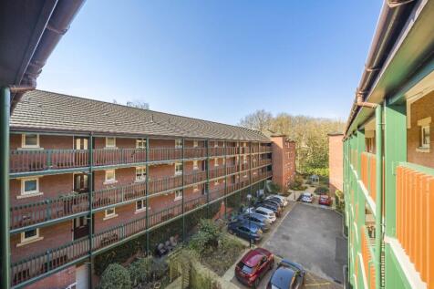 Carrs Court