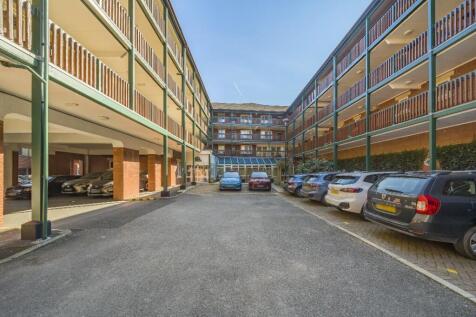 Carrs Court