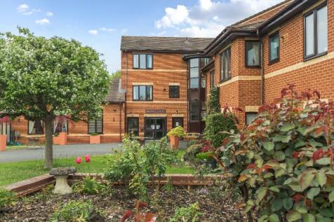 NEW Kennet Court