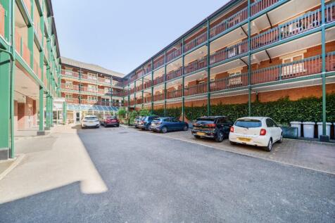 Carrs Court