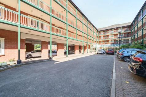 Carrs Court