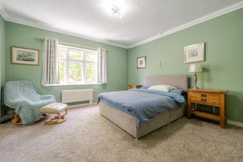 Mater Bedroom