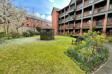 Bowling Green Court