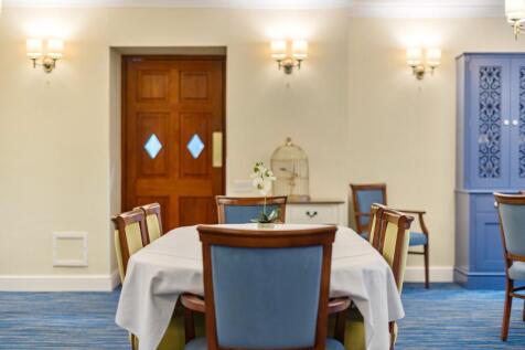 Owner&#39;s Dining