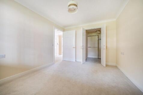Walk-in Wardrobe