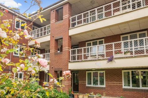 Dovehouse Court