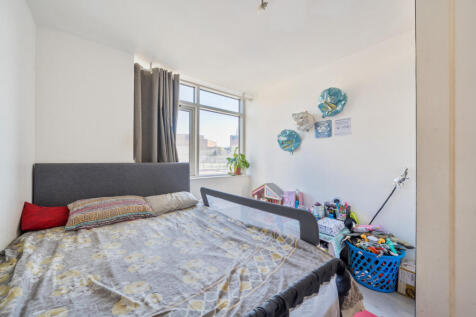 1363899-1-68e4ab1...