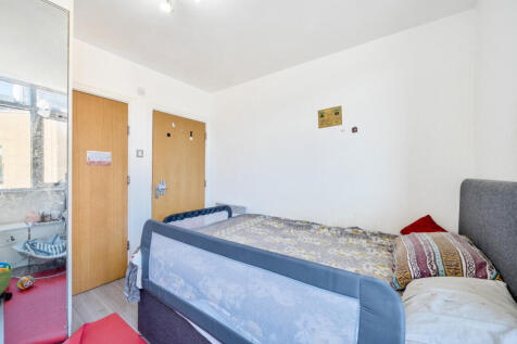 1363899-3-68e4ab6...