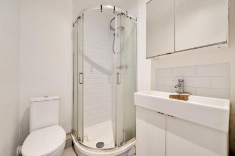 1363899-7-68e4abb...