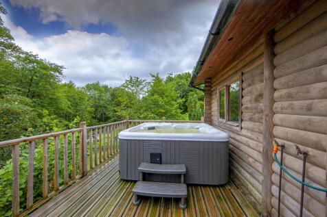 1Z6E2446 Jacuzzi