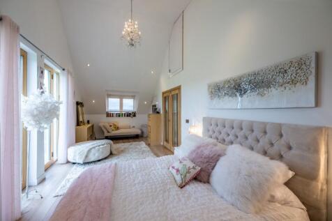 CoachHouse_142-HDR
