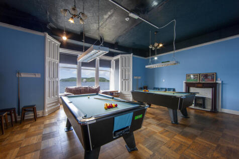 1Z6E7632 snooker room