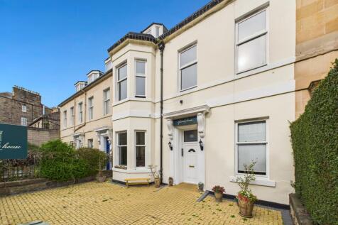 CAM03185G0-PR0122-STILL020