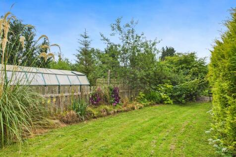 CAM03481G0-PR0110-STILL048