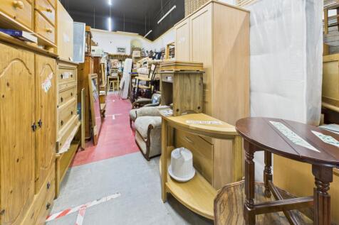 CAM03481G0-PR0119-STILL006