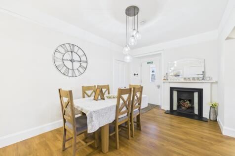 CAM03481G0-PR0121-STILL002