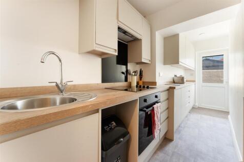 38 Windsor Road-9.jpg