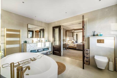 Ensuite