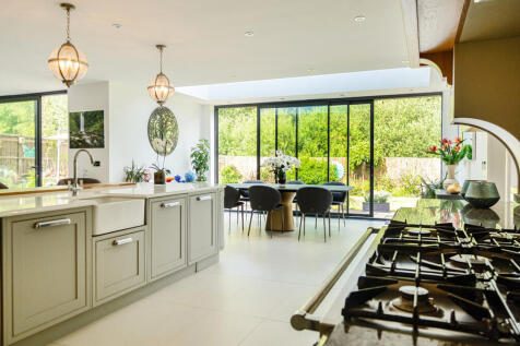 Sliding Doors